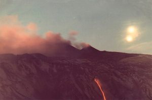 15-Etna_eruption_photo_taken_by_Giovanni_Tomarchio_in_1969
